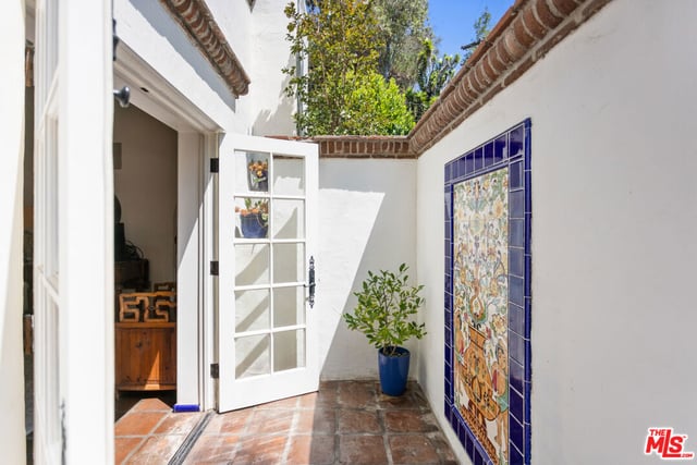 6317 Deep Dell Place, Los Angeles, CA 90068 — photo 29 of 56