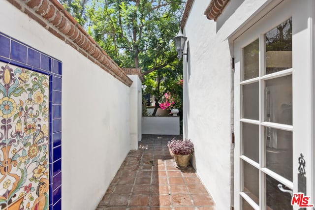 6317 Deep Dell Place, Los Angeles, CA 90068 — photo 30 of 56