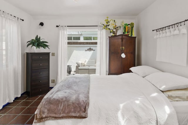 6317 Deep Dell Place, Los Angeles, CA 90068 — photo 39 of 56