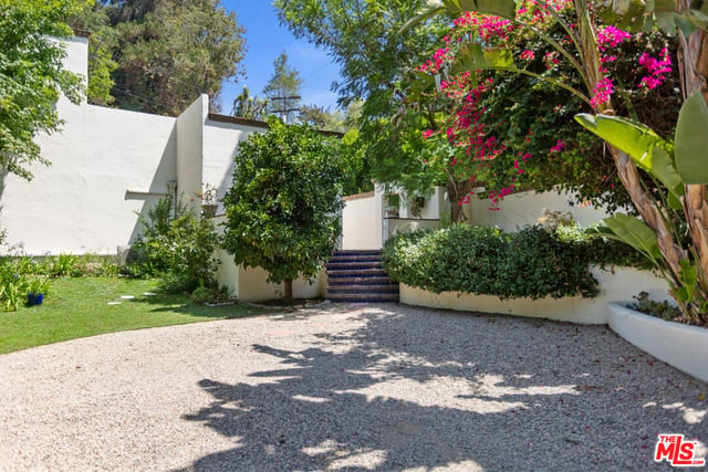 6317 Deep Dell Place, Los Angeles, CA 90068 — photo 4 of 56