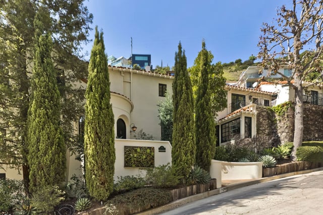 1701 Queens Court, Los Angeles, CA 90069 — photo 3 of 64