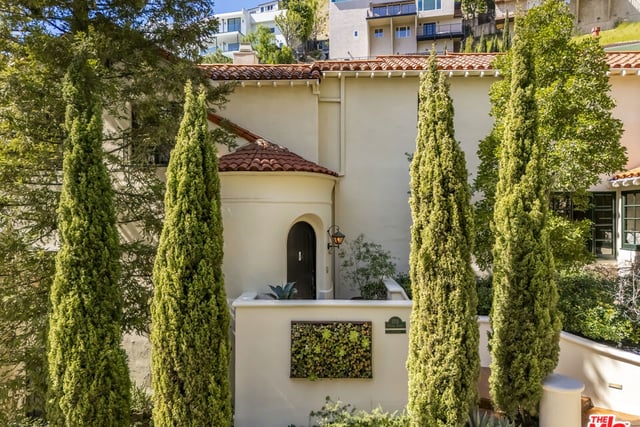 1701 Queens Court, Los Angeles, CA 90069 — photo 4 of 64