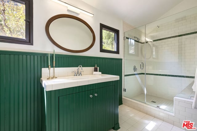 1701 Queens Court, Los Angeles, CA 90069 — photo 45 of 64