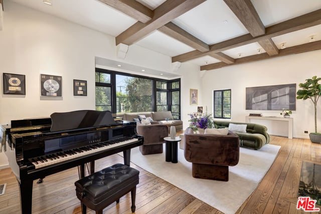 1701 Queens Court, Los Angeles, CA 90069 — photo 8 of 64