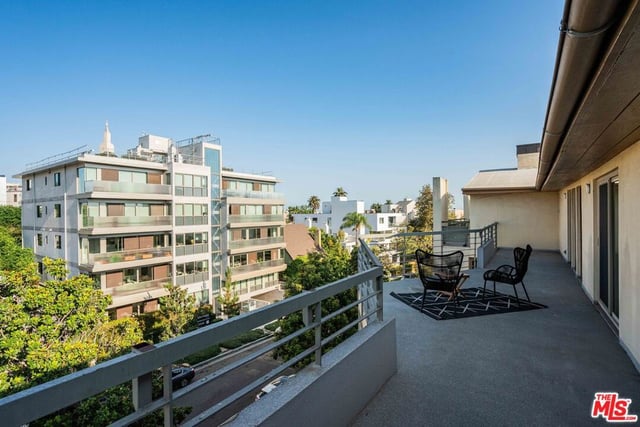 1645 Malcolm Avenue 302, Los Angeles, CA 90024 — photo 26 of 40