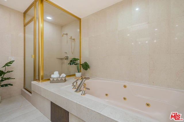 1645 Malcolm Avenue 302, Los Angeles, CA 90024 — photo 31 of 40