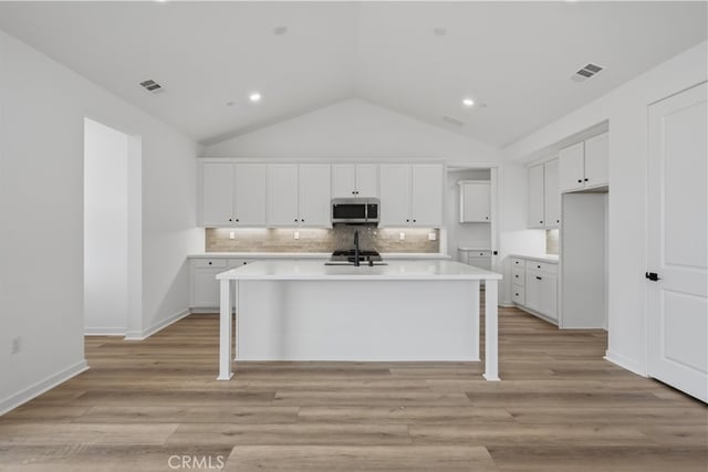 28520 Wildflower Terrace, Castaic, CA 91384 — photo 3 of 13