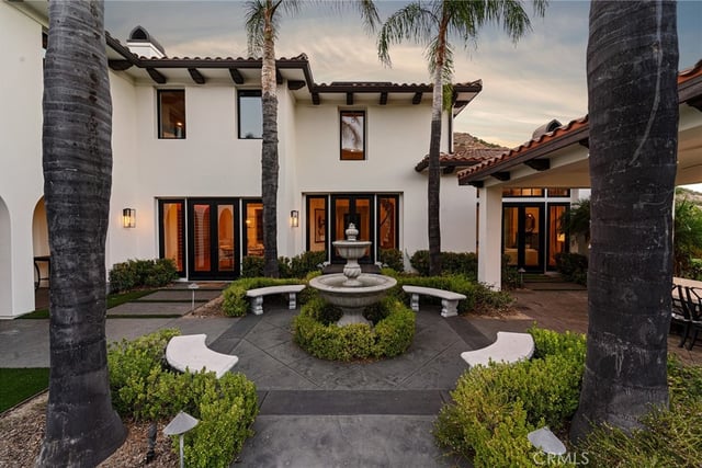 29462 Malibu View Court, Agoura Hills, CA 91301 — photo 26 of 63
