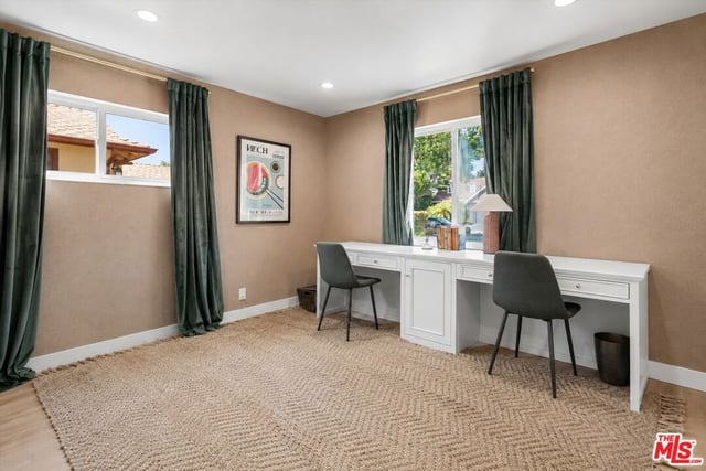 6460 Penfield Avenue, Los Angeles, CA 91367 — photo 15 of 20