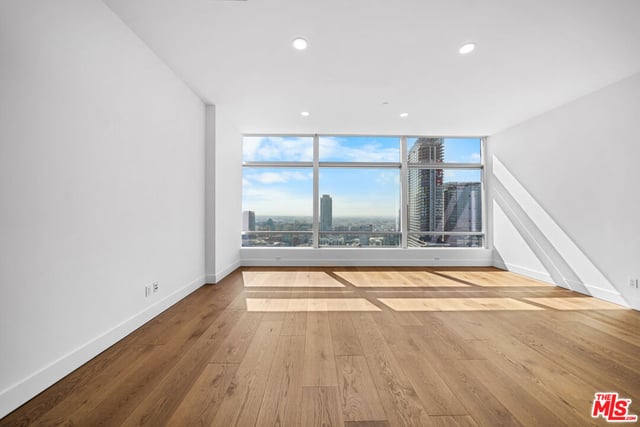 900 W Olympic Boulevard 32I, Los Angeles, CA 90015 — photo 15 of 45