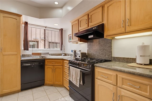 1850 Midvale Avenue 13, Los Angeles, CA 90025 — photo 15 of 38