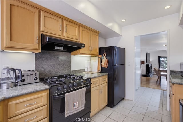 1850 Midvale Avenue 13, Los Angeles, CA 90025 — photo 17 of 38