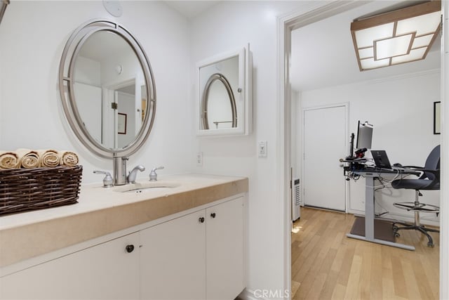 1850 Midvale Avenue 13, Los Angeles, CA 90025 — photo 20 of 38