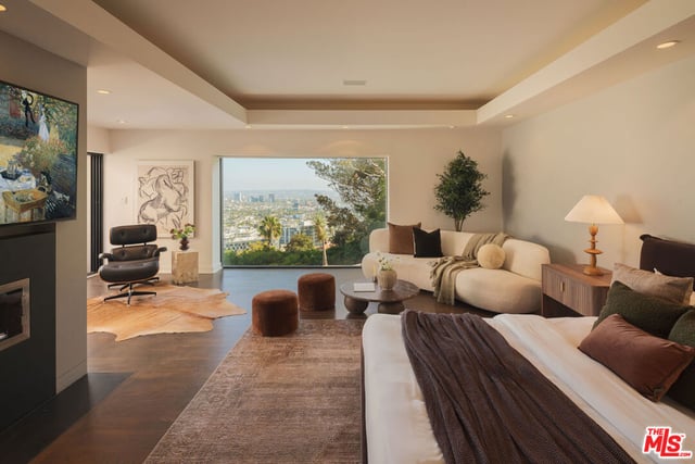 8540 Hedges Way, Los Angeles, CA 90069 — photo 10 of 28