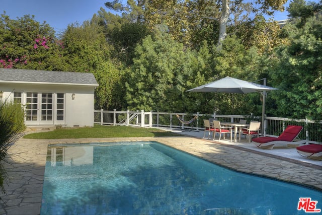 2761 Hutton Drive, Los Angeles, CA 90210 — photo 12 of 33