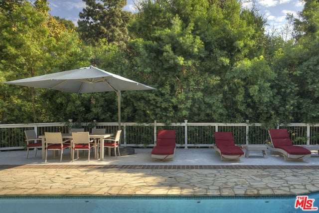 2761 Hutton Drive, Los Angeles, CA 90210 — photo 14 of 33
