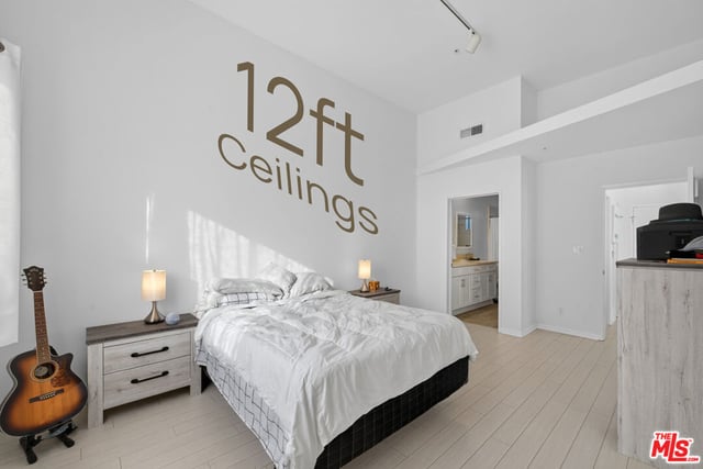 1511 16th Street 201, Santa Monica, CA 90404 — photo 17 of 32