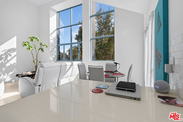1511 16th Street 201, Santa Monica, CA 90404 — photo 25 of 32