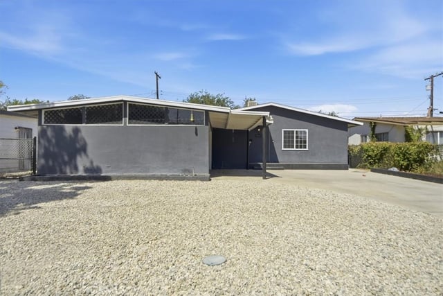 44043 Heaton, Lancaster, CA 93534 — photo 2 of 31