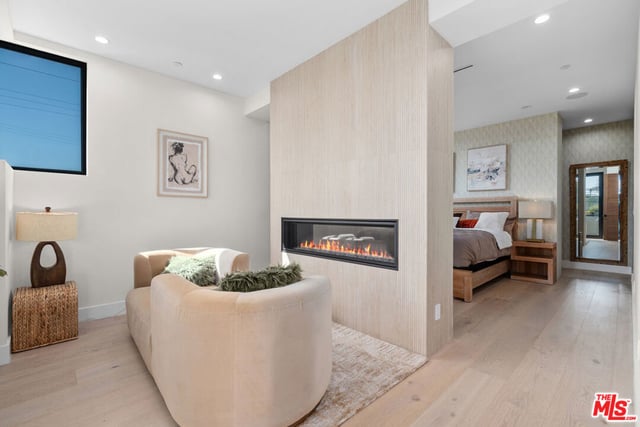 616 7th, Venice, CA 90291 — photo 18 of 44