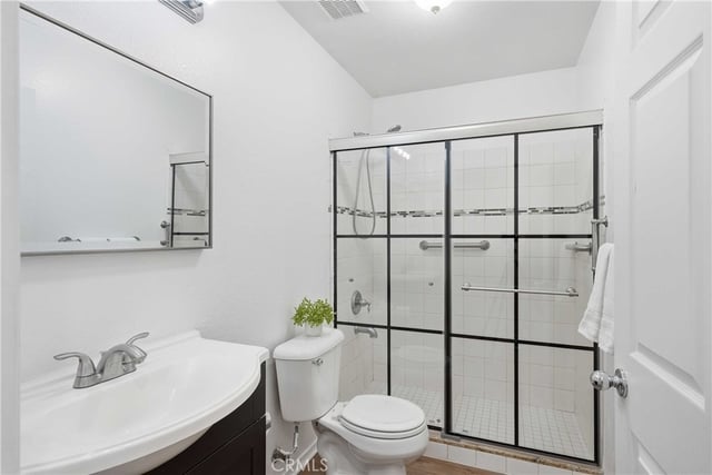 45237 Sancroft Avenue, Lancaster, CA 93535 — photo 14 of 25