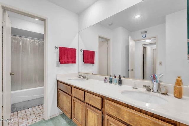 640 S Lake 204, Pasadena, CA 91106 — photo 17 of 25