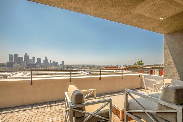 1049 N Joels Place, Los Angeles, CA 90012 — photo 36 of 56