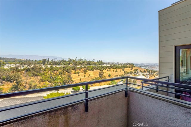1049 N Joels Place, Los Angeles, CA 90012 — photo 41 of 56