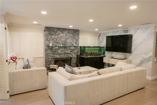 3060 Sioux Court, Simi Valley, CA 93063 — photo 12 of 53