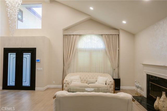 3060 Sioux Court, Simi Valley, CA 93063 — photo 5 of 53