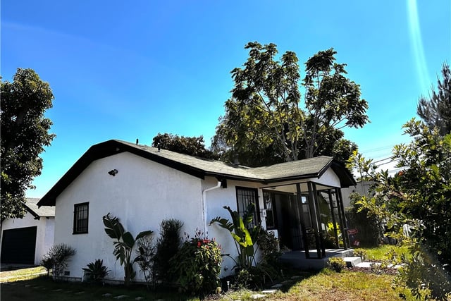 11200 Stanford, Los Angeles, CA 90059 — photo 2 of 17