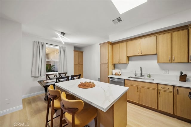7132 Farralone 205, Canoga Park, CA 91303 — photo 13 of 33