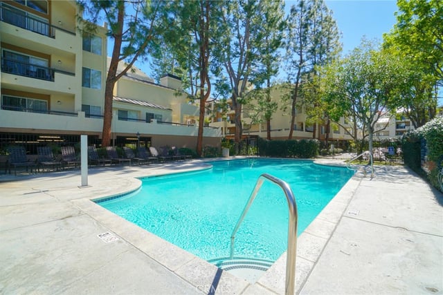 5510 Owensmouth Avenue 209, Woodland Hills, CA 91367 — photo 19 of 23