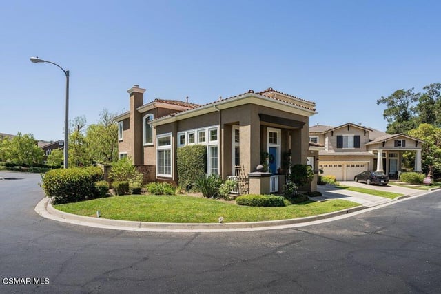 2609 Capella Way, Thousand Oaks, CA 91362 — photo 3 of 42