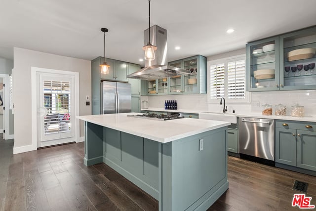 222 N St Andrews Place, Los Angeles, CA 90004 — photo 13 of 52