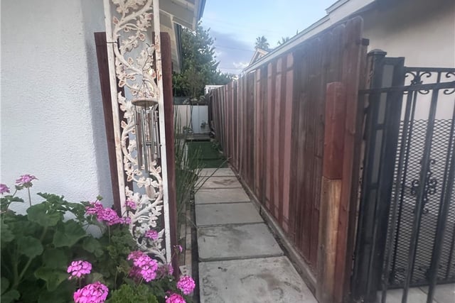 19149 Malden Street, Northridge, CA 91324 — photo 14 of 21