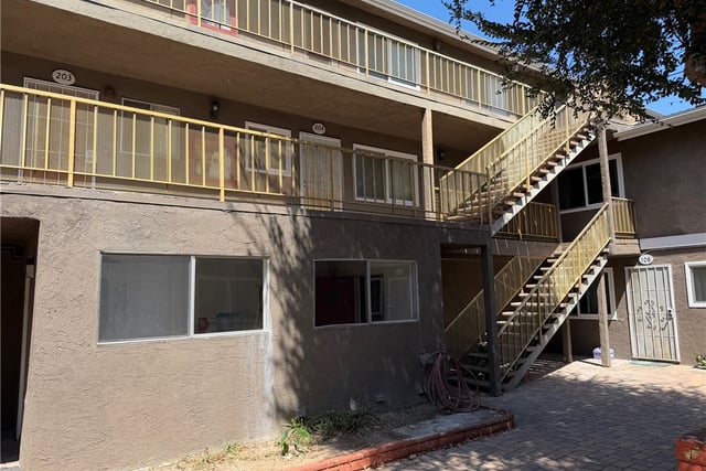 725 Coronado 206, Long Beach, CA 90804 — photo 9 of 14