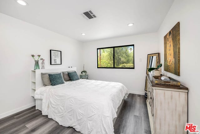 223 N St Andrews Place, Los Angeles, CA 90004 — photo 17 of 18