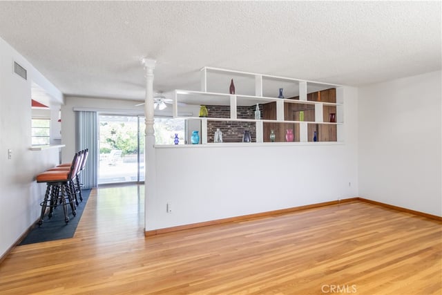 11543 Swinton Avenue, Granada Hills, CA 91344 — photo 5 of 35
