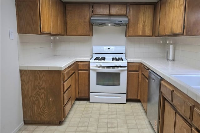 21 N 4th D, Alhambra, CA 91801 — photo 6 of 14