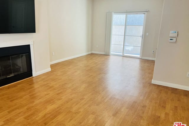 5719 Camellia Avenue 109, North Hollywood, CA 91601 — photo 11 of 46