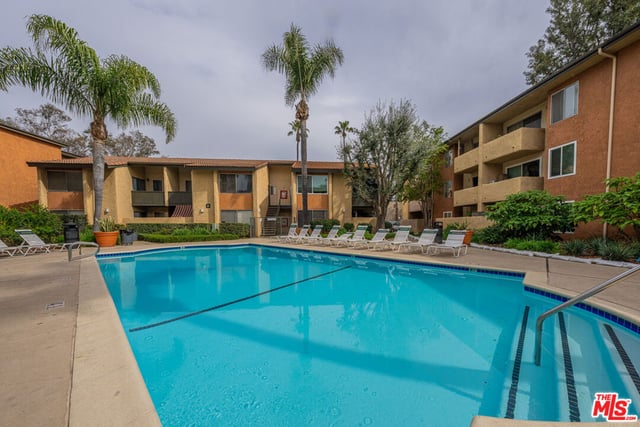 15425 Sherman Way 241, Los Angeles, CA 91406 — photo 20 of 24
