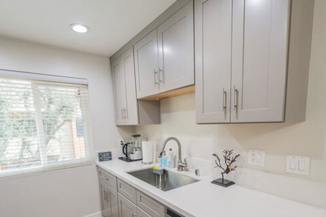 15425 Sherman Way 241, Los Angeles, CA 91406 — photo 8 of 24