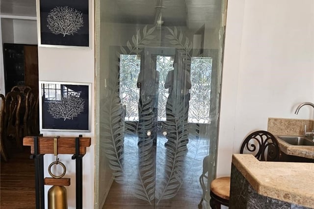 1117 E 65th, Los Angeles, CA 90001 — photo 2 of 39