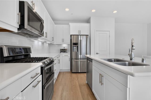 20634 Huntley, Saugus, CA 91350 — photo 12 of 39