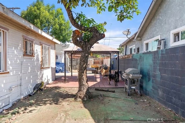 1161 6624 W 67 street, Los Angeles, CA 90044 — photo 7 of 11