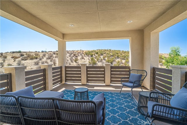 17730 Hillside Way, Saugus, CA 91350 — photo 17 of 43
