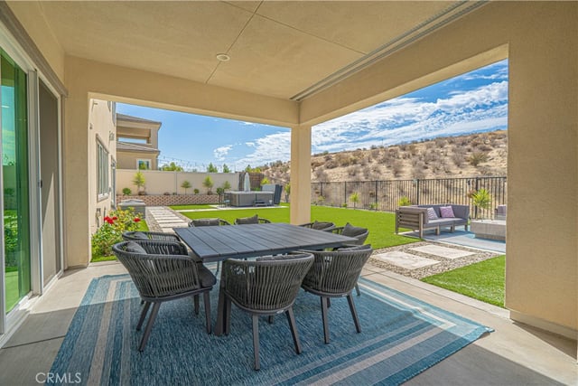 17730 Hillside Way, Saugus, CA 91350 — photo 25 of 43