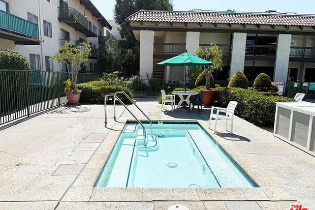 5460 White Oak Avenue D205, Los Angeles, CA 91316 — photo 15 of 16