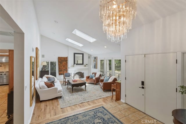 4237 Ellenita, Tarzana, CA 91356 — photo 5 of 41
